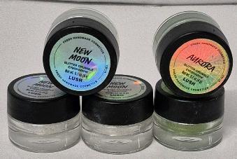 5 Lush Glitter Crumble Eyeshadow - New Moon & Aurora Use By 01/2026