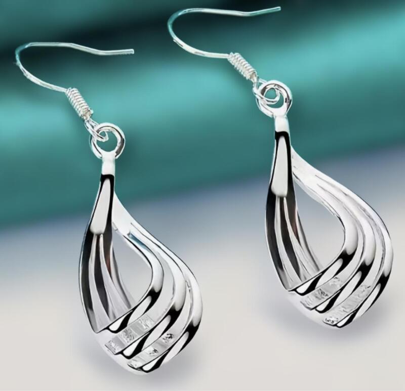Minimalist Geometric 3 ring Drop Earrings Stamped 925 Sterling Sheppard Hooks approximately 1.25&rsquo;&rsquo; drop