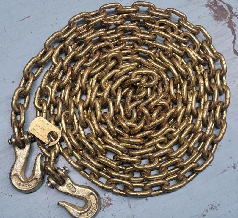 New - 20ft. Grade 70 Recovery / Tow Chain w/3/8" Hooks on Both Ends . 6600lb Max
