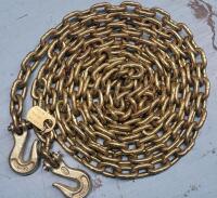 New - 20ft. Grade 70 Recovery / Tow Chain w/3/8" Hooks on Both Ends . 6600lb Max