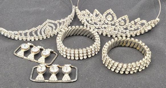 Vintage Bling Bling Hair Accessories & Bracelets - Tiaras
