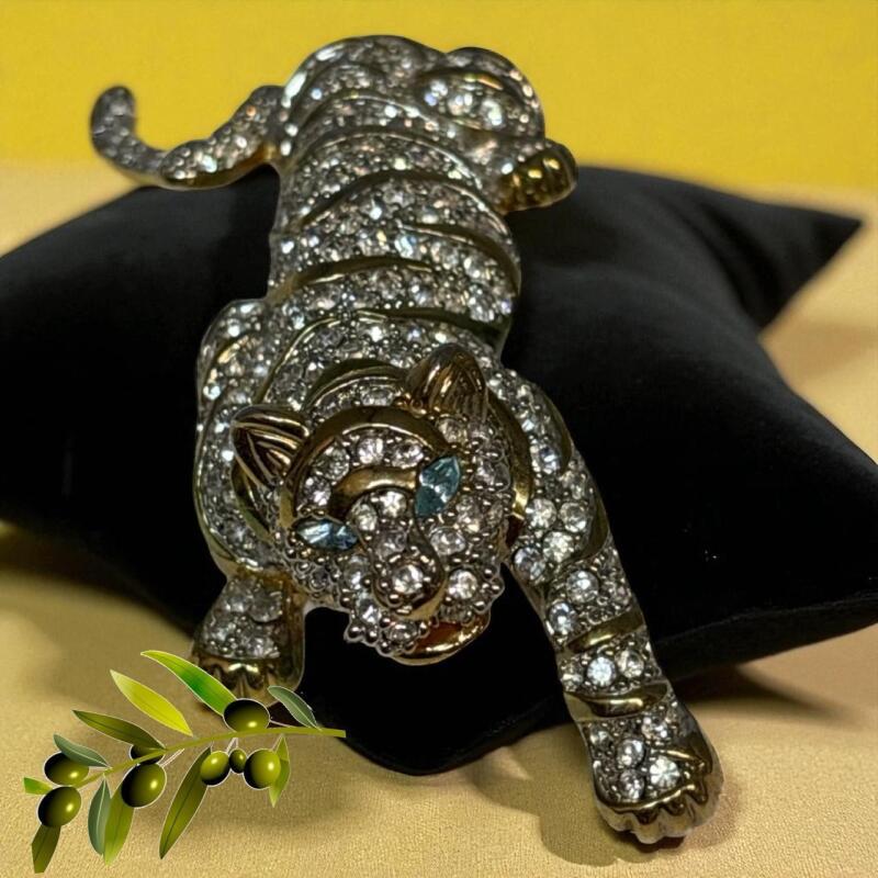 Signed Rhinestone Wild Cat Brooch Dazzling Filled Stones Beautiful Unusual Blue Eyes Amazing Robert KUO 4.5 Inches of Elegant Glory