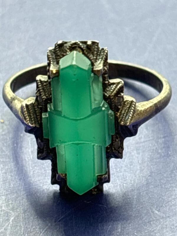 Vintage Green Stone & Marcasite Sterling Silver Stamped 935 Large Statement Ring Size 7