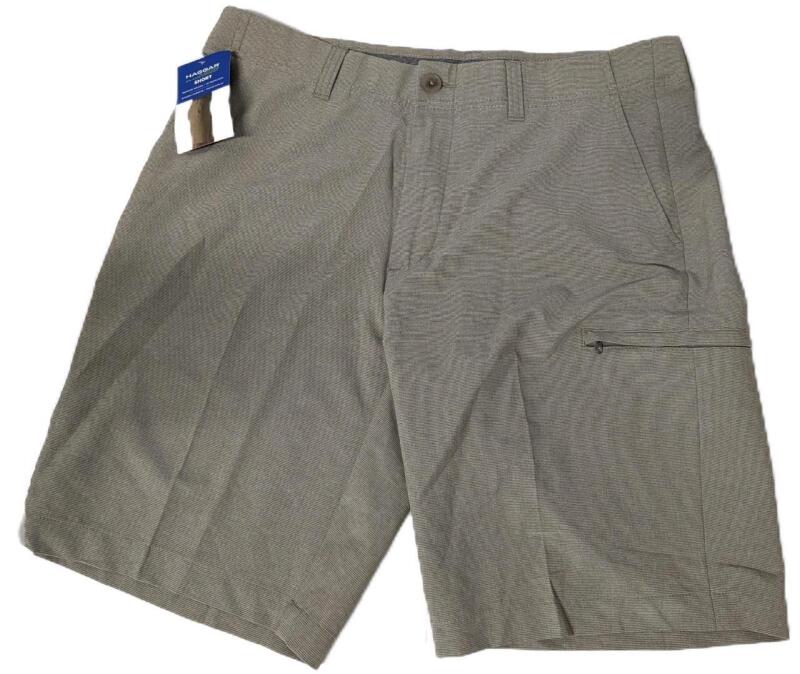 New Size 34 Men's HAGGAR In Motion Shorts, Moisture Wicking with UV Protection