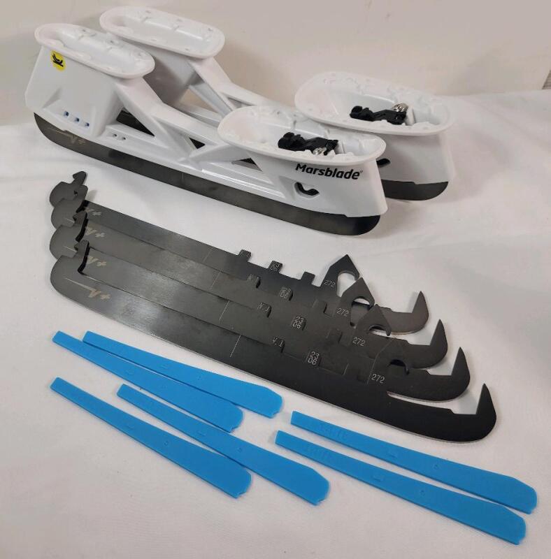 New - Marsblade i2 Hockey Skate Holder Kit , Size 272 (skate size 8 - 8.5) . Kit Includes i2 Blade Holder (pair) , 6 Blades & 5 Pairs Radius Inserts & Tool . Retail $175