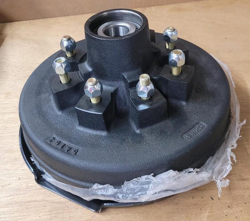 New - 5200lbs-7000lbs Trailer Brake Drum , 8-Lug at 6.5" . Part # BD2-865 . Retail $120