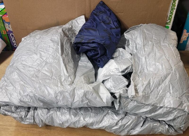 Large Silver Padded Vehicle Cover w/Storage Bag . Size Unknown , Appears Large Enough to Cover Large Vehicle or Truck