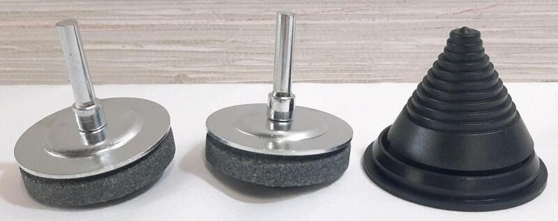2 Lawn Mower Blade Sharpeners & Lawn Mower Blade Balancer