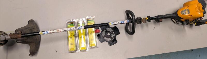 Poulan Pro 17" Cut 20cc Engine Gas Powered Weed Wacker with accessories. Wire and 8" Metal Cutting Blade.