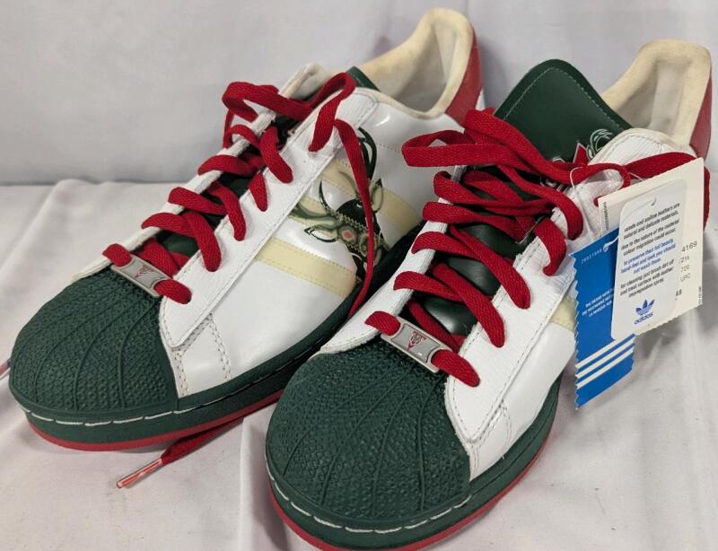 As New Mens Size 13 Adidas Superstar 1 NBA Milwaukee Bucks Shoes [014169]
