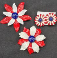 Beautiful Vintage Enamel Metal Brooches & Earring Set - Clip-ons