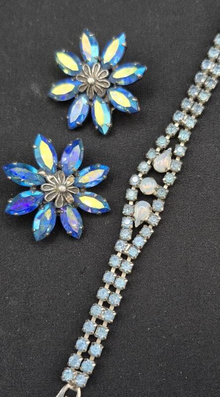 Beautiful Vintage Shades of Blue Rhinestones Earrings 1.5" Diameter & Bracelet 7" Long