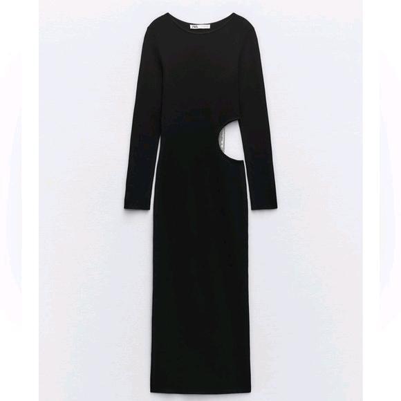 New sz Medium Women's ZARA Chain Trim Cut-Out Knit Dress Retails for $79