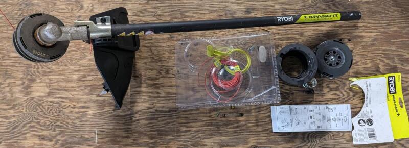 Ryobi Expand-It Attachment Weed Wacker Head with Accessories. As Is