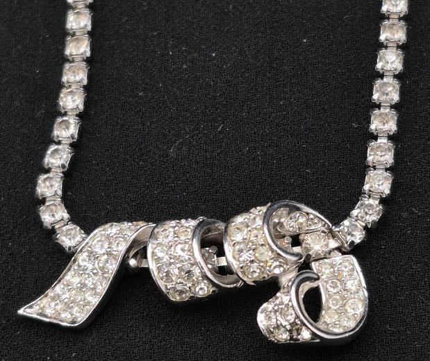 Vintage Boucher Bling Rhinestone Necklace 15" Long