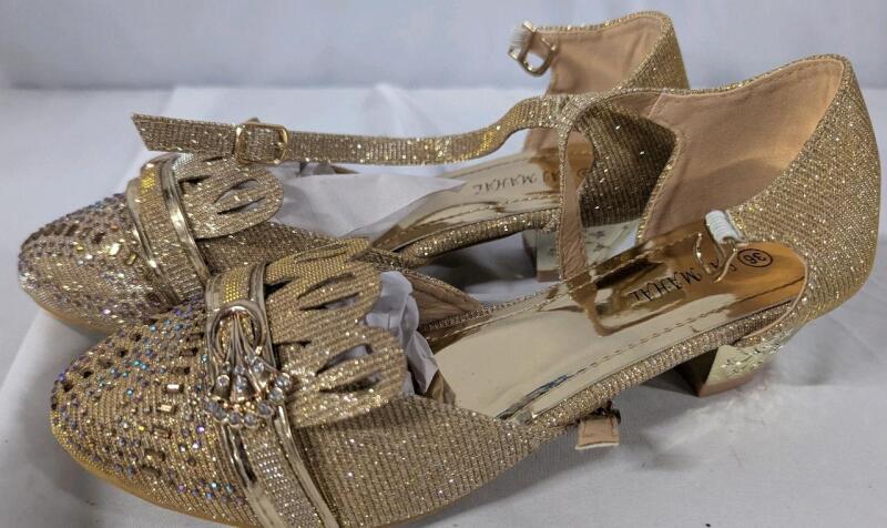 New Size 36 Girls Raj Mahal Raised Heel Shoes.