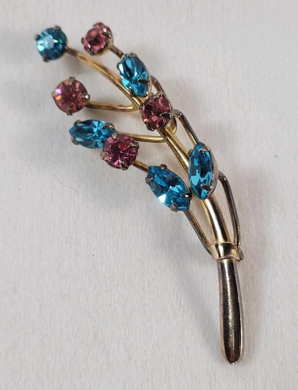 Bond Boyd Sterling Silver Brooch . See photos for size .