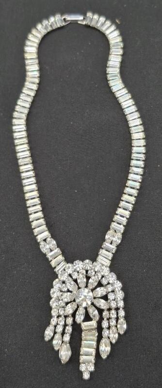 Stunning Vintage Rhinestone Necklace - 13" Long