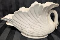 Vintage Handcrafted Goebel Swan Vase. 5" Tall. No Chips, Cracks or Crazing