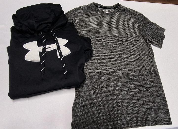 2 Size Small & Medium Men's Under Amour Hoodie sz Small & Matrix T-shirt sz Medium
