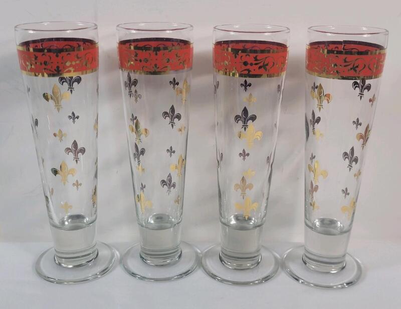 Vintage MCM Gold Fleur De Lis Federal Glass Cocktail Glasses , Set of 4 . Glasses measure 9 &frac14;" tall . No chips or cracks .