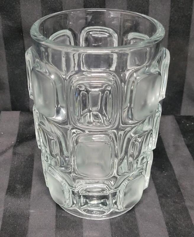 Vintage MCM Optical Glass Vas . Possibly by Frantisek Vizner for Libochovice . Measures 7" tall . No chips or cracks