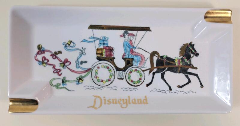 Vintage 1950s Disneyland Ashtray . Measures 8 &frac34;"&times;4 &frac14;" . No chips or cracks , crazing present