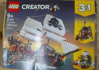 Lego Creator 3 in 1 Pirate Ship Set. Pack 2 of Pieces is opened. Unable to verify if all contents are present. Set 31109.