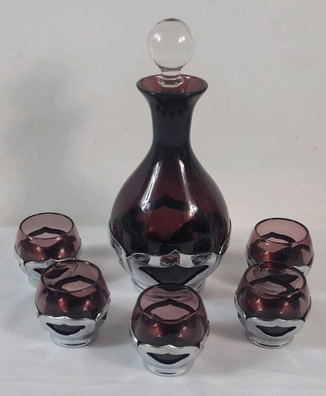 Vintage MCM Farber Brothers Krome Kraft Amethyst Glass Decanter w/5 Matching Glasses . Decanter measures 6.5" tall . No chips or cracks
