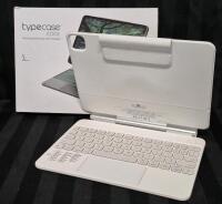 Typecast Edge iPad Keyboard Case with Trackpad with Original Box & Manual