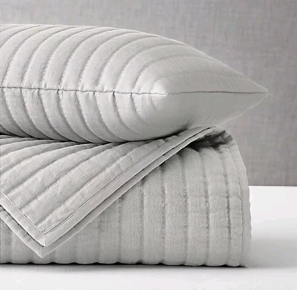 New sz King/Cal King Channel-Stitched Linen Sateen Coverlet & 2 Bedshams Colour Mist Retails for $1450