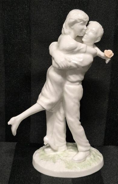 Wedgwood "Young Love" Figure 5.5" Tall - Made in England