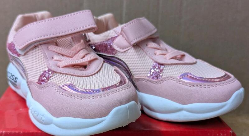 New Girls Size 32 Velcro Running Show