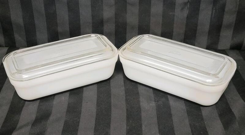 Pair Vintage Fire King White Milk Glass Refrigerator Dishes w/Lids . Both measure 4 ⅜&times;8 &frac14;"&times;2 ⅞" . No chips or cracks