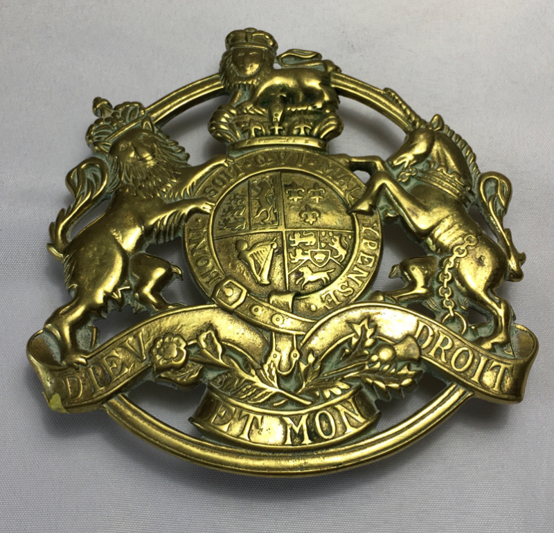 1953 Coronation Brass Trivet King&rsquo;s Arms