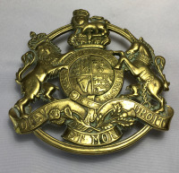 1953 Coronation Brass Trivet King&rsquo;s Arms