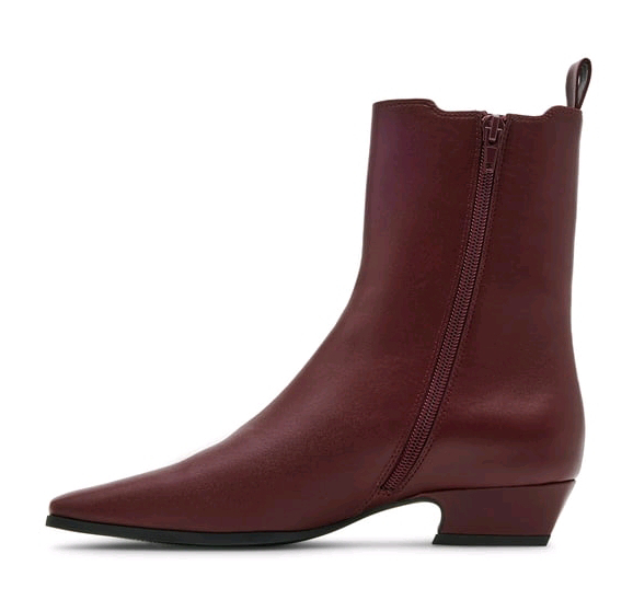 New in Box | Size 8.5 MADDEN GIRL Fionna Low Heel Chelsea Ankle Boots | Retails Over $90!