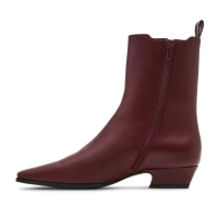 New in Box | Size 8.5 MADDEN GIRL Fionna Low Heel Chelsea Ankle Boots | Retails Over $90!