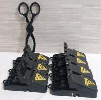 7 New Plastic Mousetraps & Disposal Scissors
