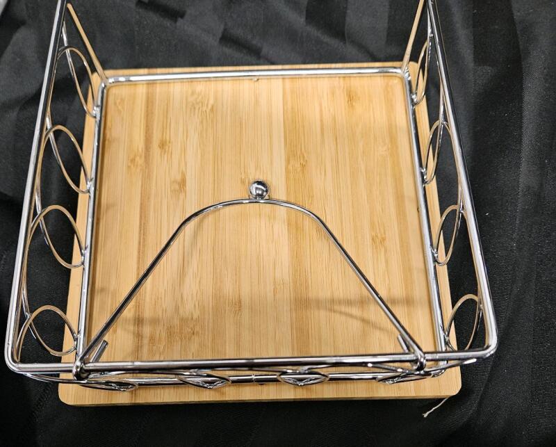 New napkin holder for table