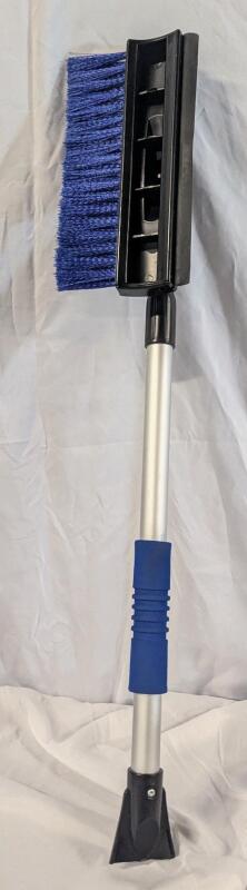 New [with Damage] Telescoping Snow Brush. Extends up to 45.5"