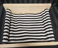 Wall mounted cat hammock 15.5"
