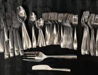 64 Pieces Gourmet Settings Modern Flatware - Knives, Forks & Spoons