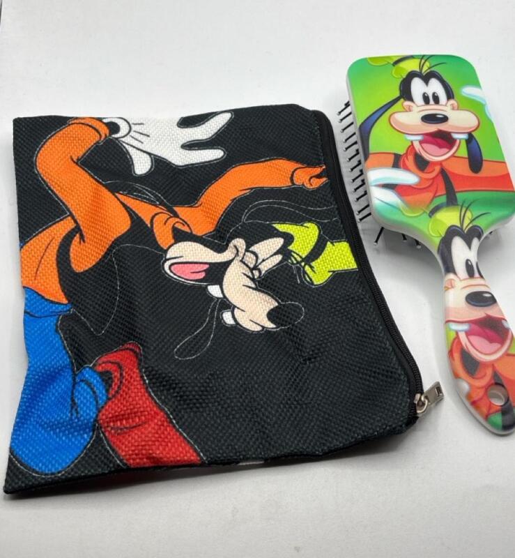 Disney Goofy Makeup Bag & Goofy Static Free Plastic Detangling Brush Wet and Dry Hair 8.5&rsquo;&rsquo;