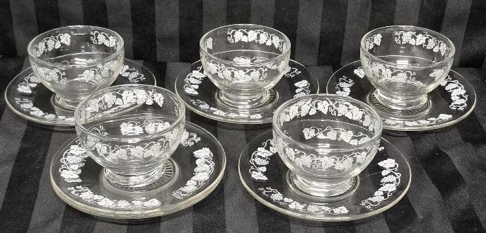 5 Vintage Dominion Glass Grapevine Dessert Bowls with Underplates