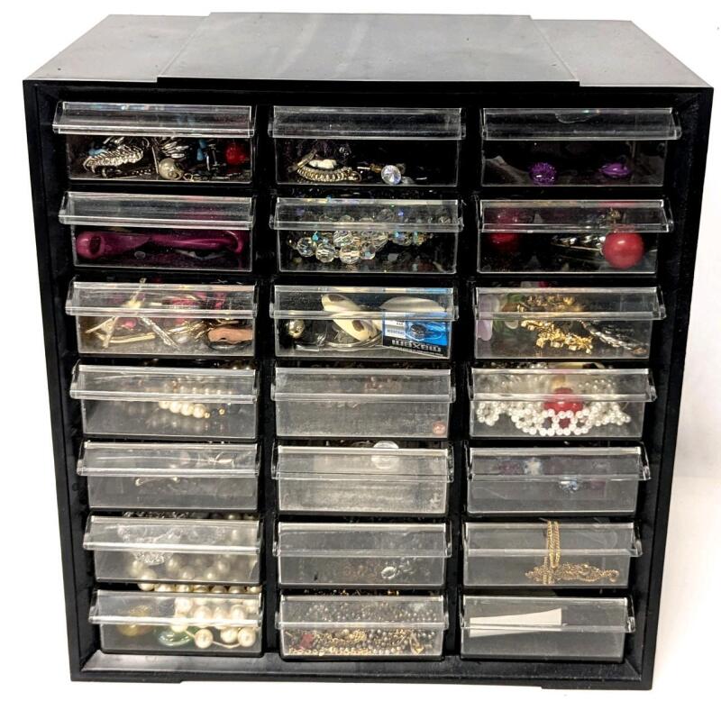 Vintage 21-Drawer Organizer with Craft Jewelry + More : 9.75" &times; 6.2" &times; 10.15" Tall