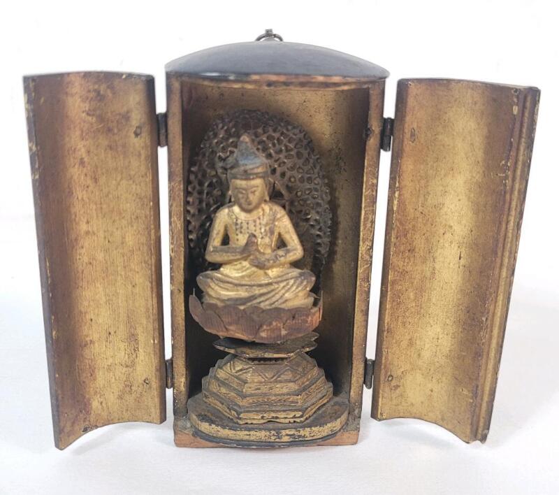 Vintage Zushi Miniature Traveling Japanese Budda Shrine in Black & Gold Case . Measures 2"&times;1.5"&times;3 &frac34;" . Some wood piece missing from bottom