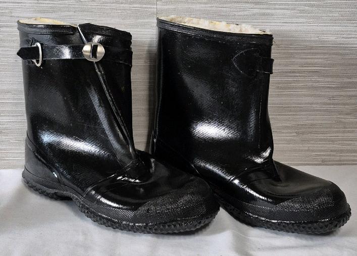 AS New sz 11 Men's Rubber Boots
