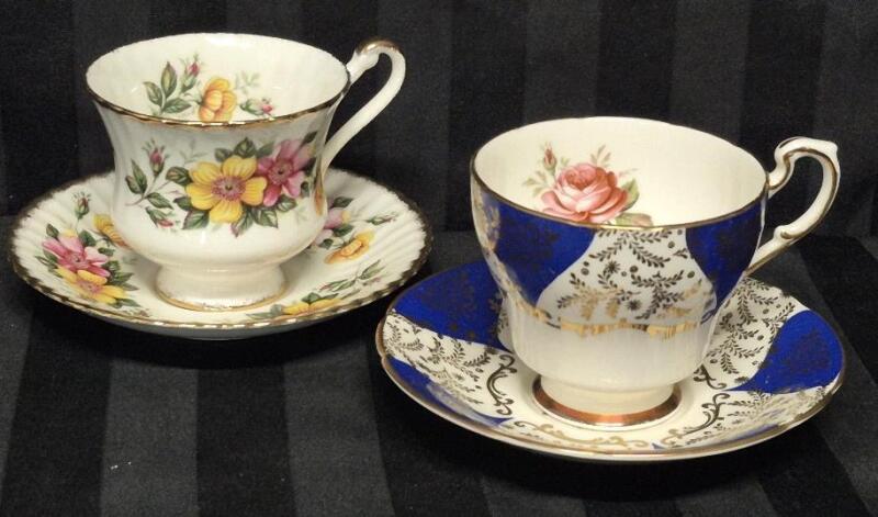 2 Vintage Beautiful PARAGON Teacups & Saucers