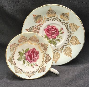 Stunning PARAGON Teacup & Saucer - Cabbage Rose Blue